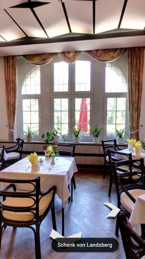 Hotel & Restaurant Schenk Von Landsberg トイピッツ エクステリア 写真