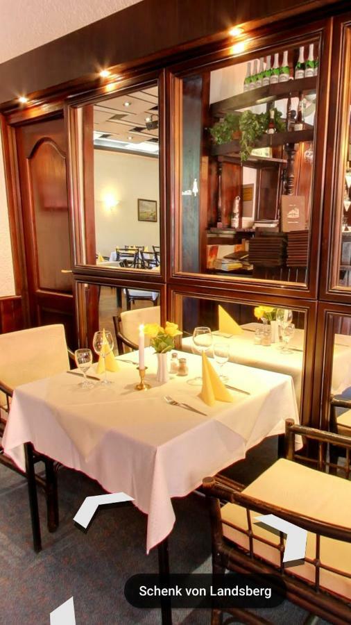 Hotel & Restaurant Schenk Von Landsberg トイピッツ エクステリア 写真
